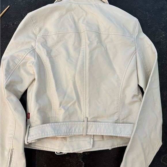 Levi's White Faux Leather Jacket Moto Belted  -  Size S  NWT - Picture 2 of 9